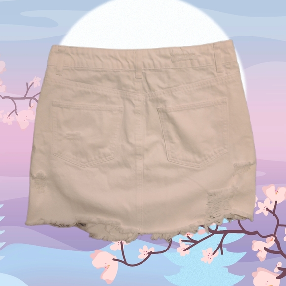 Lady's Forever 21 White Jean Short Skirt - Picture 3 of 3